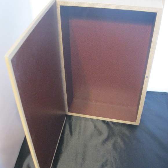 Nesting Book Boxes NWT Set of 2 Vintage Inspired - Picture 5 of 6